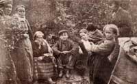 Mother Angus and Robbie, berrypicking at Blairgowrie, summer holiday 1936